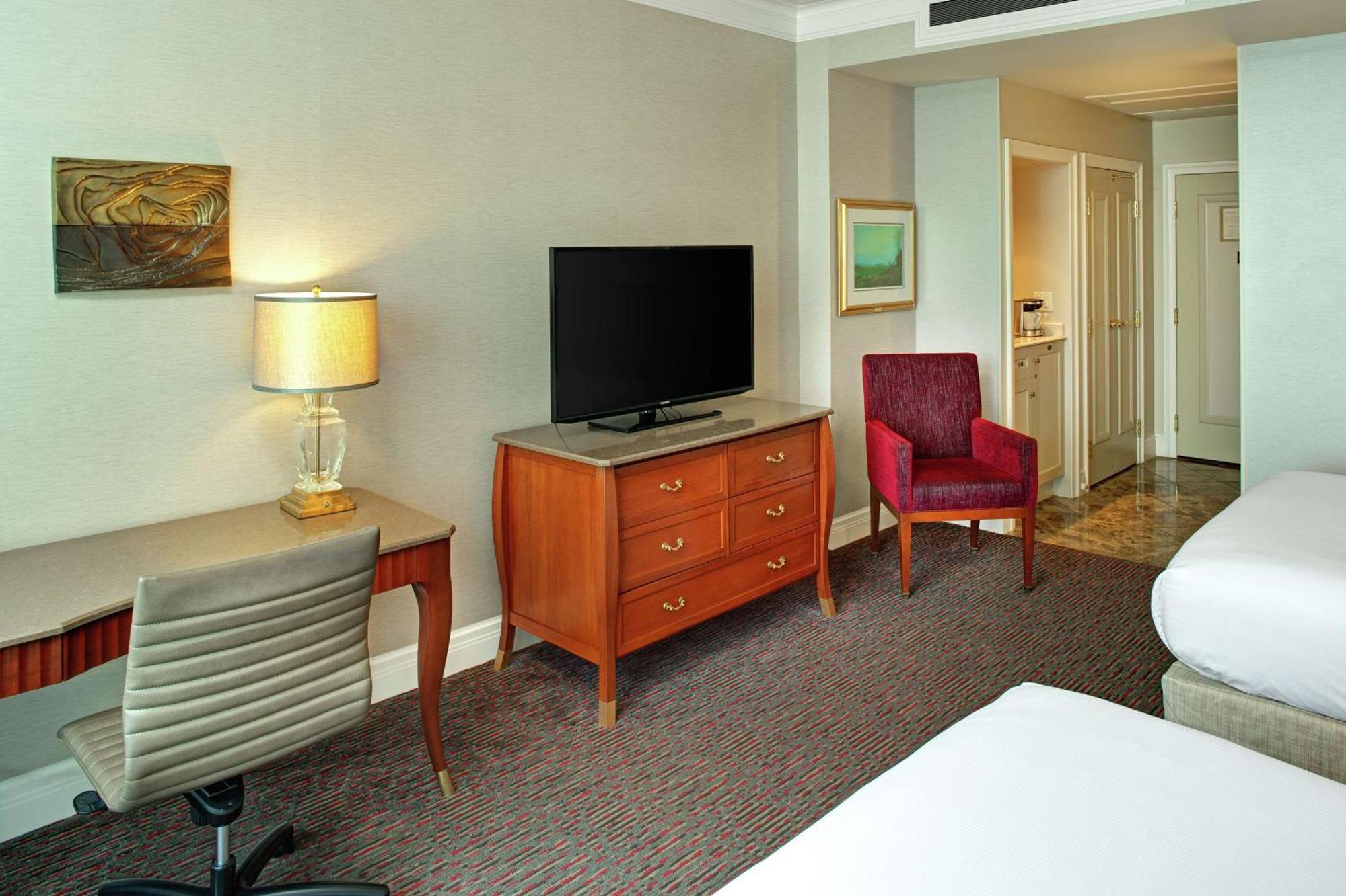 ฮิลตัน ลัค ลีมี โฮเต็ล Hotel กาติโน ภายนอก รูปภาพ